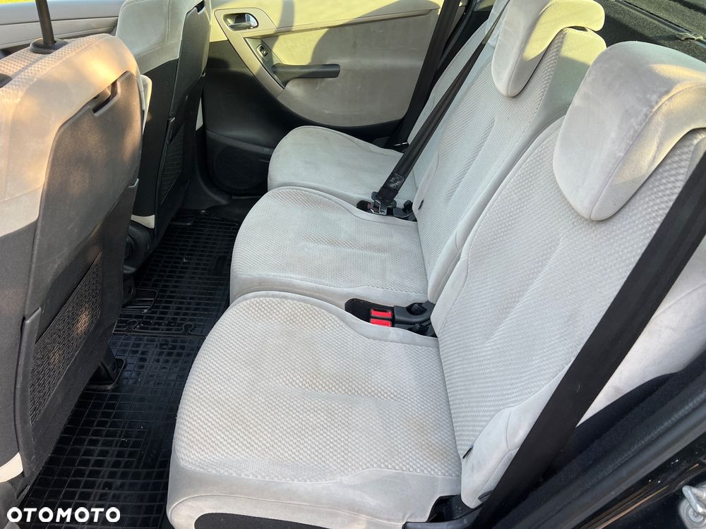 Citroën C4 Picasso 2.0i Exclusive MCP - 28