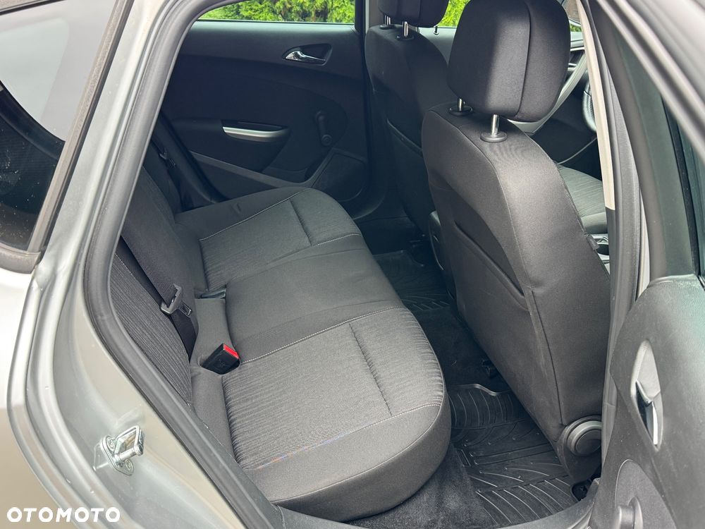 Opel Astra 1.4 Turbo Design Edition - 8