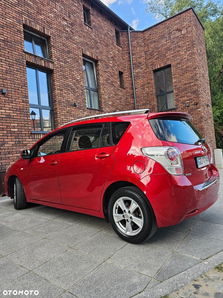 Toyota Verso 2.0 D-4D Executive - 4