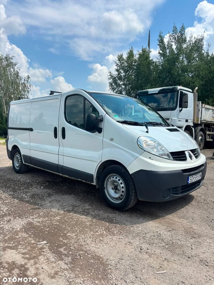 Renault trafic - 3