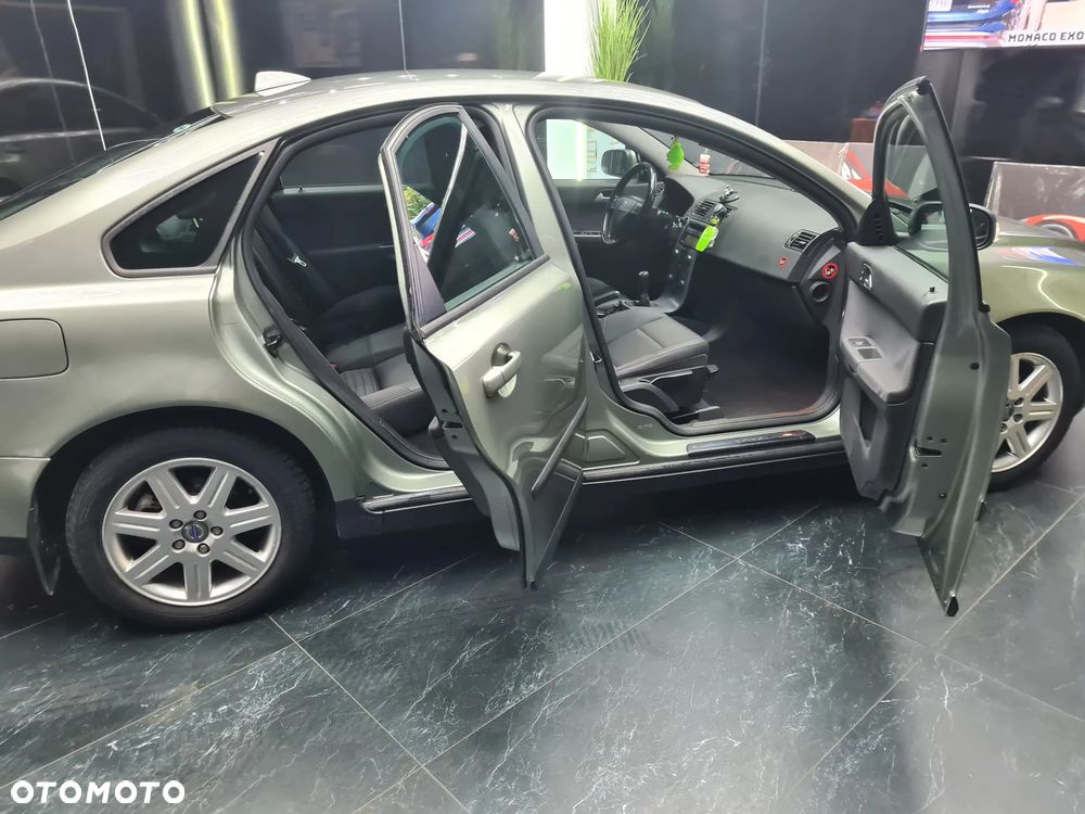 Volvo S40 2.0D Sport - 16