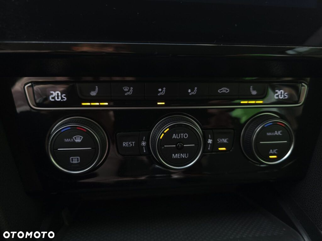 Volkswagen Passat 2.0 TDI EVO Business - 27