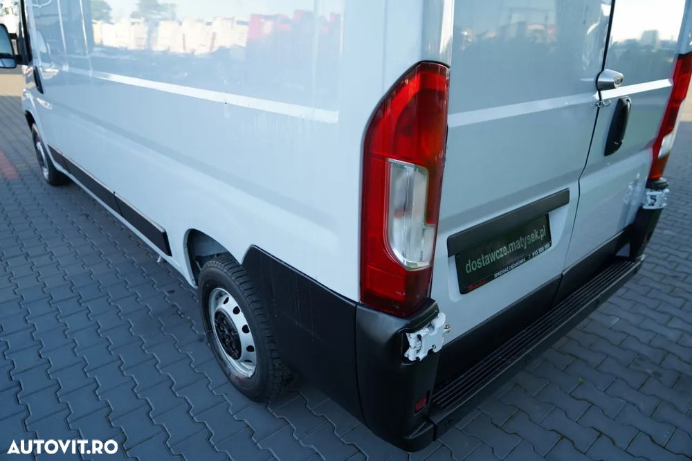 Iveco BOXER / 2.2 - 120 CP / L3H3 / AUTOUTILIZATOR DIN TABLĂ / 2022 / MANUAL / IMPORTAT - 18