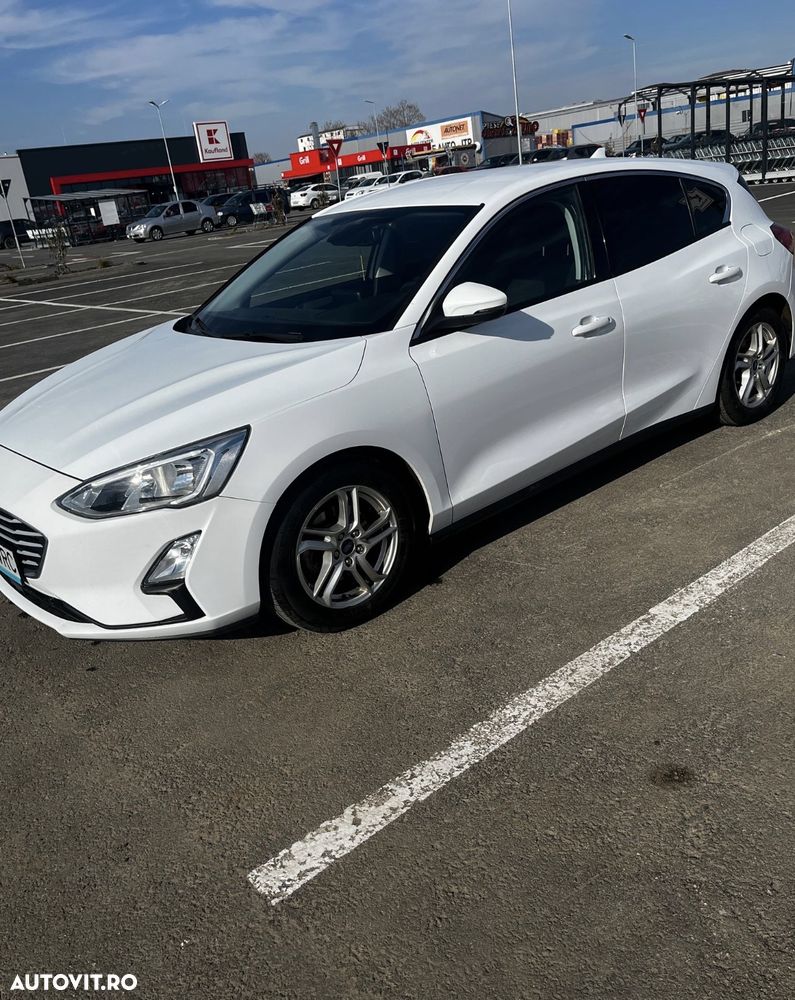Ford Focus 1.0 EcoBoost Titanium - 6
