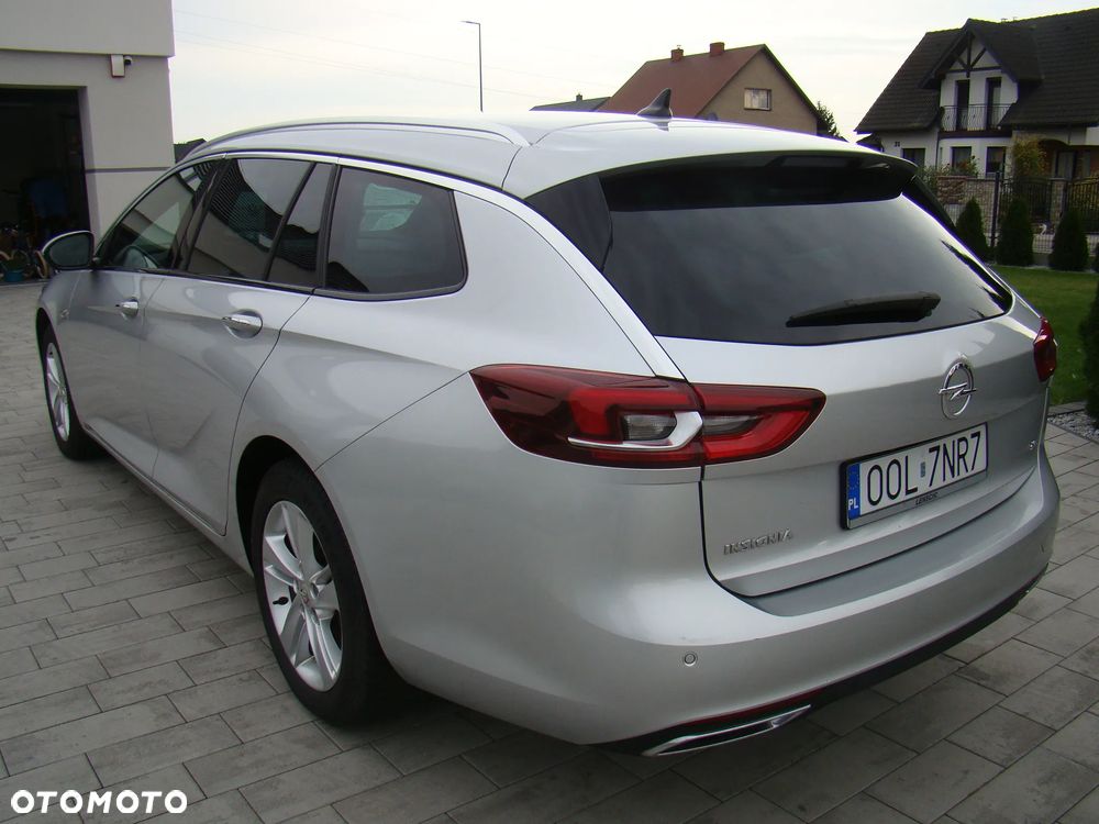 Opel Insignia 2.0 BiTurbo 4x4 Innovation - 9