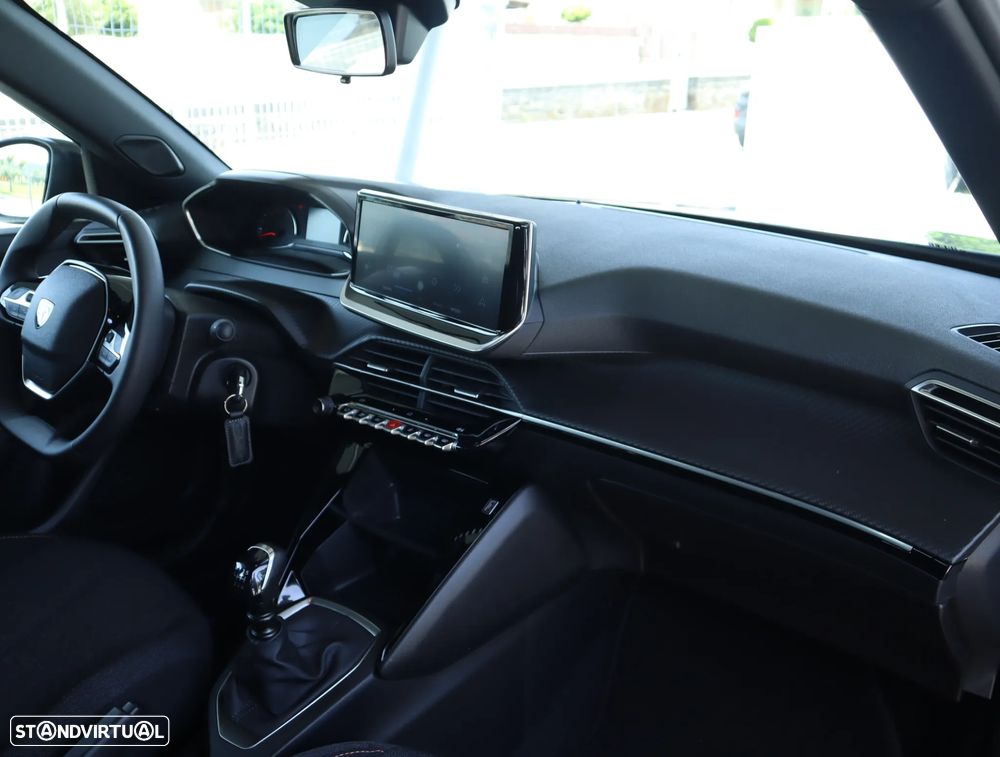 Peugeot 2008 1.2 PureTech Style - 20