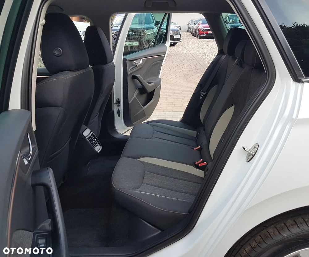 Skoda Kamiq 1.5 TSI DSG Style - 11