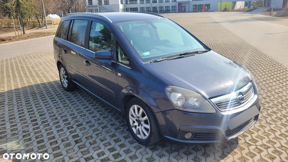 Opel Zafira 1.9 CDTI Cosmo - 22