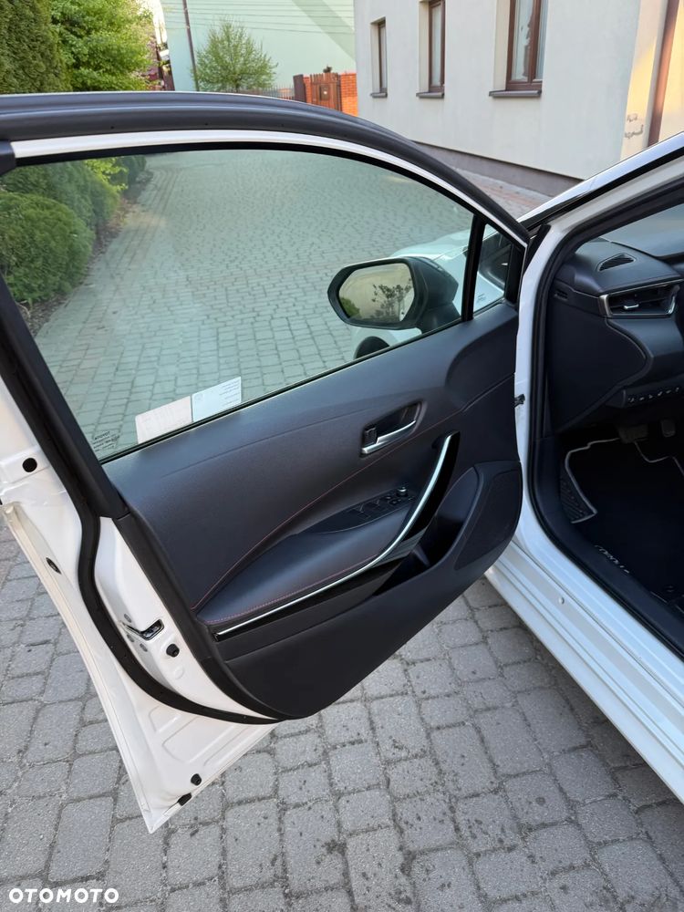 Toyota Corolla 2.0 Hybrid Selection - 12
