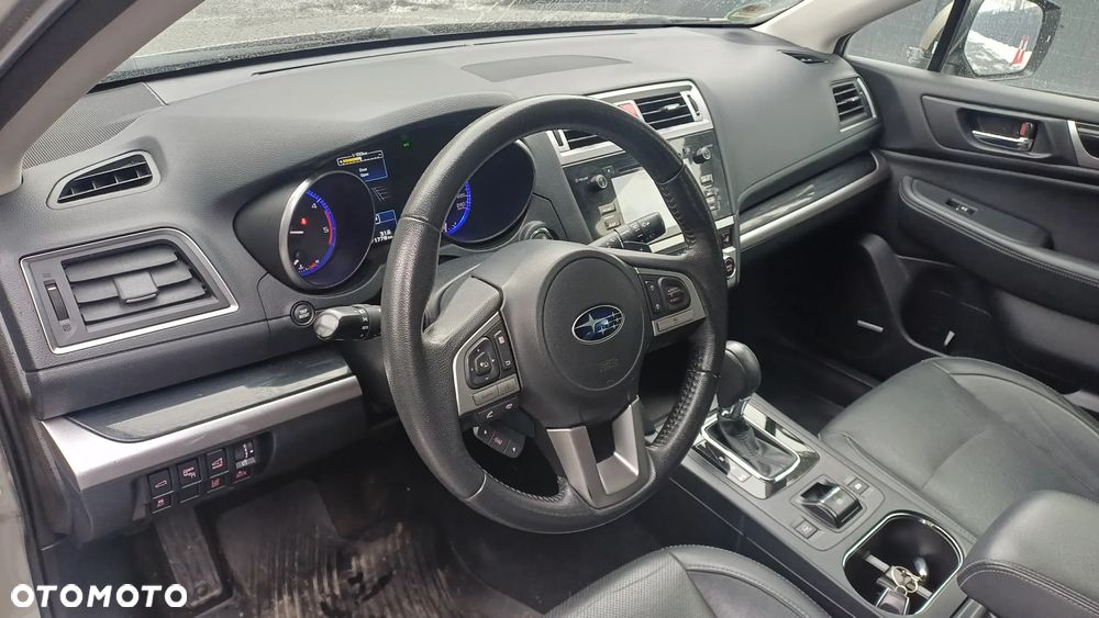 Subaru Outback 2.0D Exclusive Lineartronic - 10