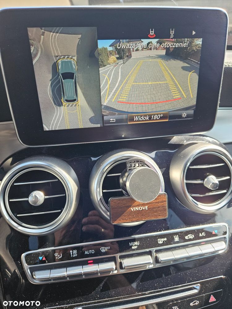 Mercedes-Benz GLC 250 4Matic 9G-TRONIC AMG Line - 24