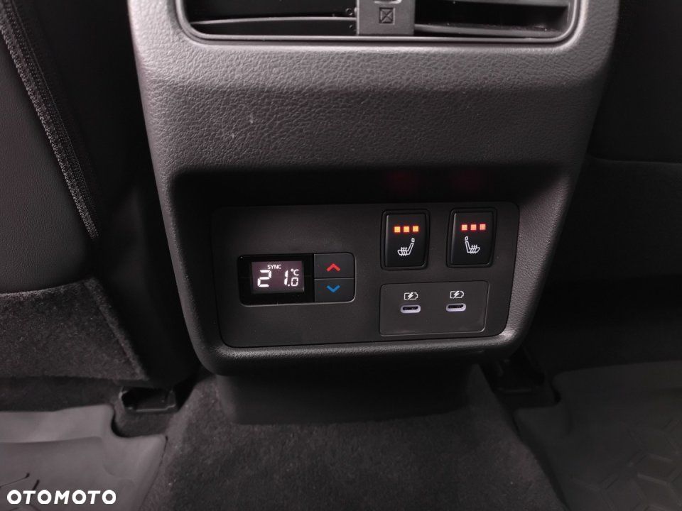 Nissan X-Trail - 25