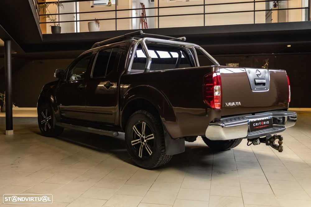Nissan Navara 3.0 dCi V6 CD LE AT 4WD - 11