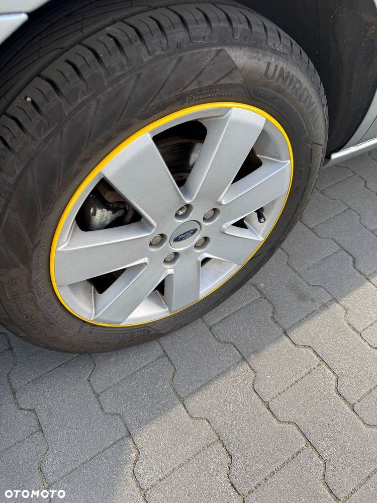 Ford Mondeo 1.8 Ambiente - 10