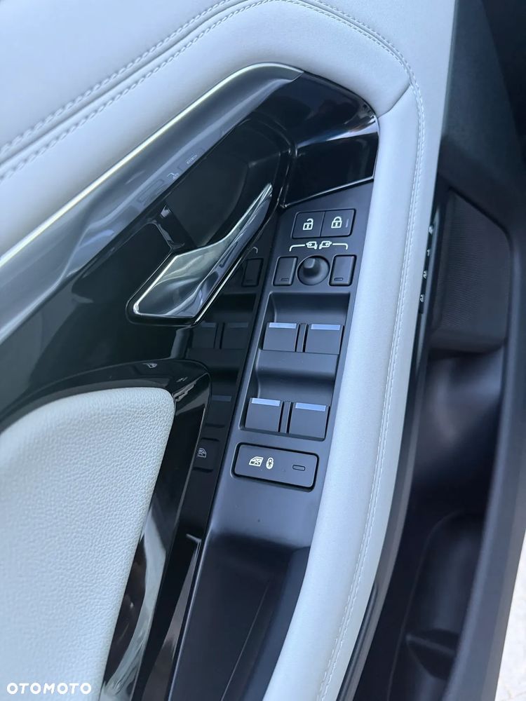 Land Rover Range Rover Evoque 2.0 D200 mHEV R-Dynamic SE - 22