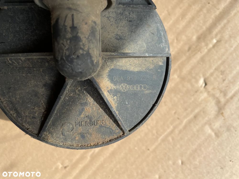 Passat B5 FL pompa powietrza wtórnego 1.8 T 06A959253A - 2
