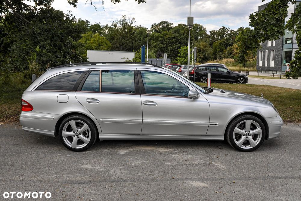 Mercedes-Benz Klasa E 320 CDI 4-Matic Avantgarde - 5