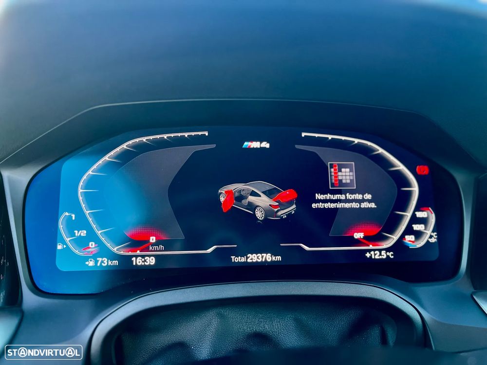 BMW M4 Competition M xDrive - 24