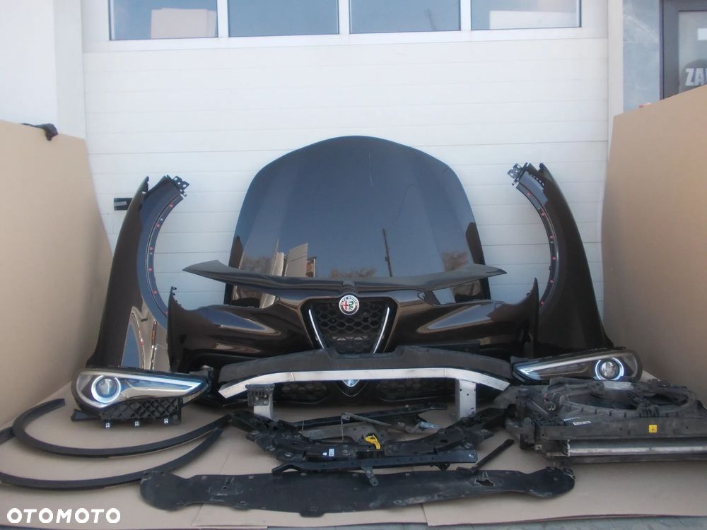 Maska zderzak lampy błotnik pas przód Alfa Romeo Stelvio lak 480 - 1