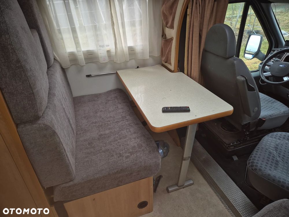 Ford Transit - 9