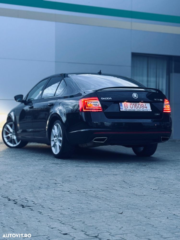 Skoda Octavia 2.0 TDI (Green tec) DSG RS - 8