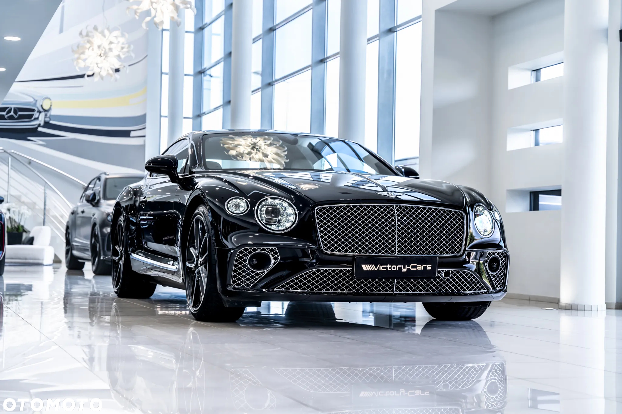 Bentley Continental GT New V8 - 9