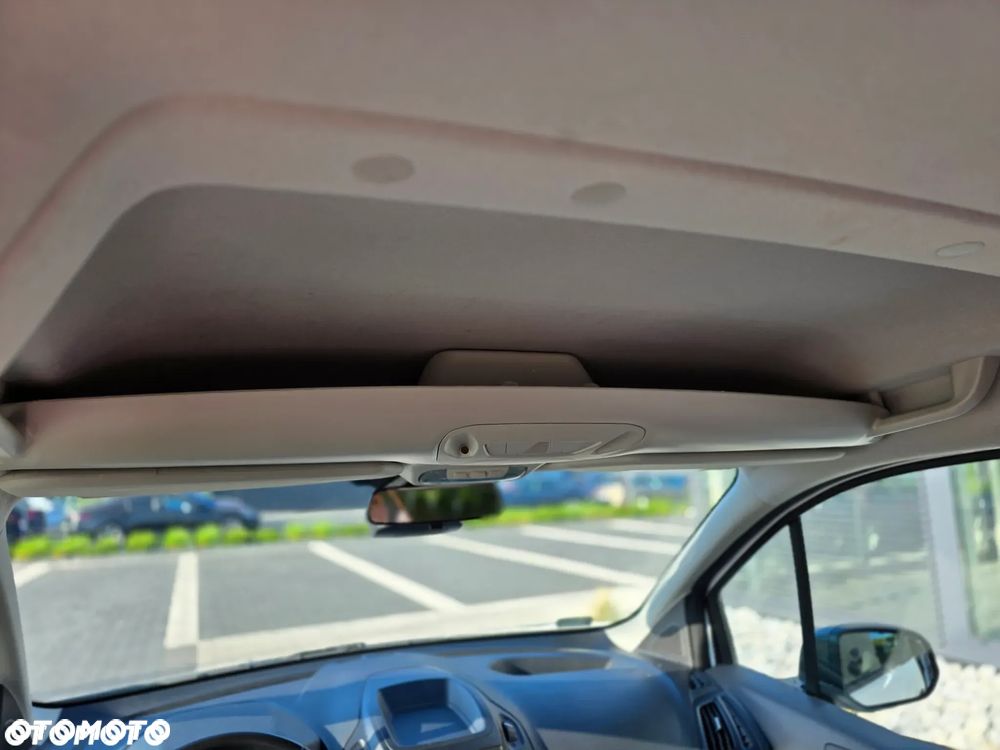 Ford Tourneo Connect Gr 1.5 EcoBlue Titanium - 20