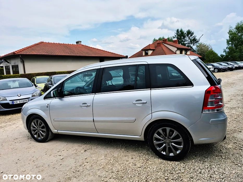 Opel Zafira 1.8 Family Plus - 20