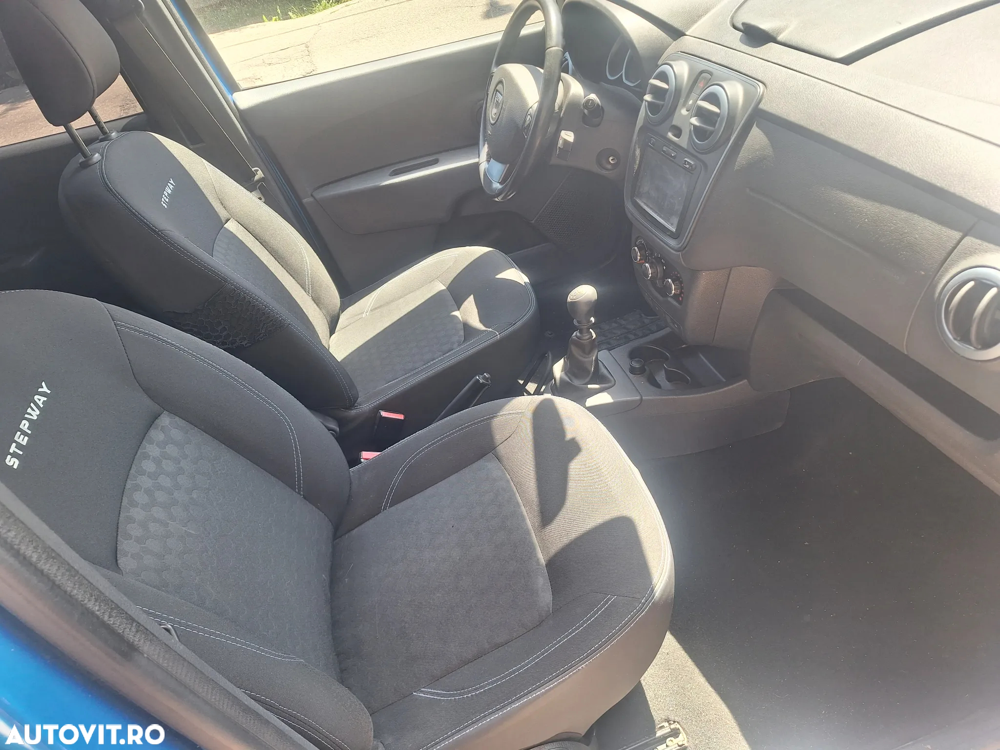 Dacia Lodgy 1.5 dCi Stepway - 8