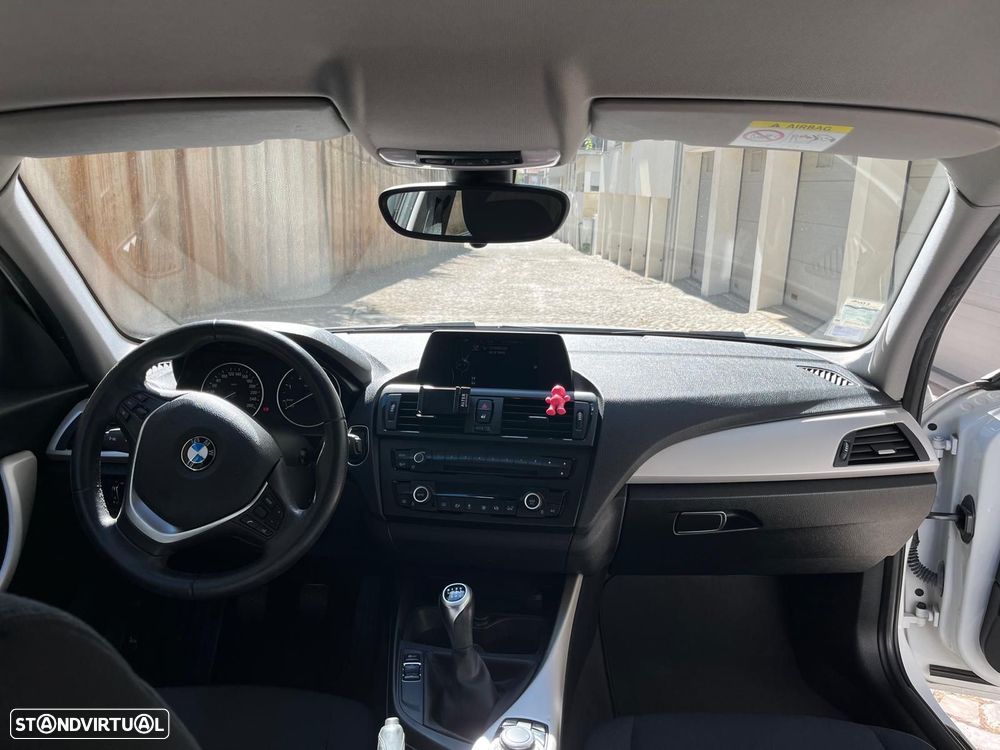 BMW 116 d EfficientDynamics Edition - 3
