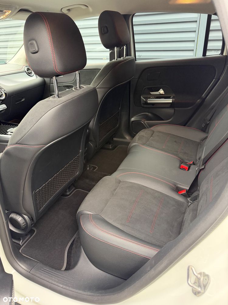 Mercedes-Benz EQA 250 66.5kWh AMG Line - 8