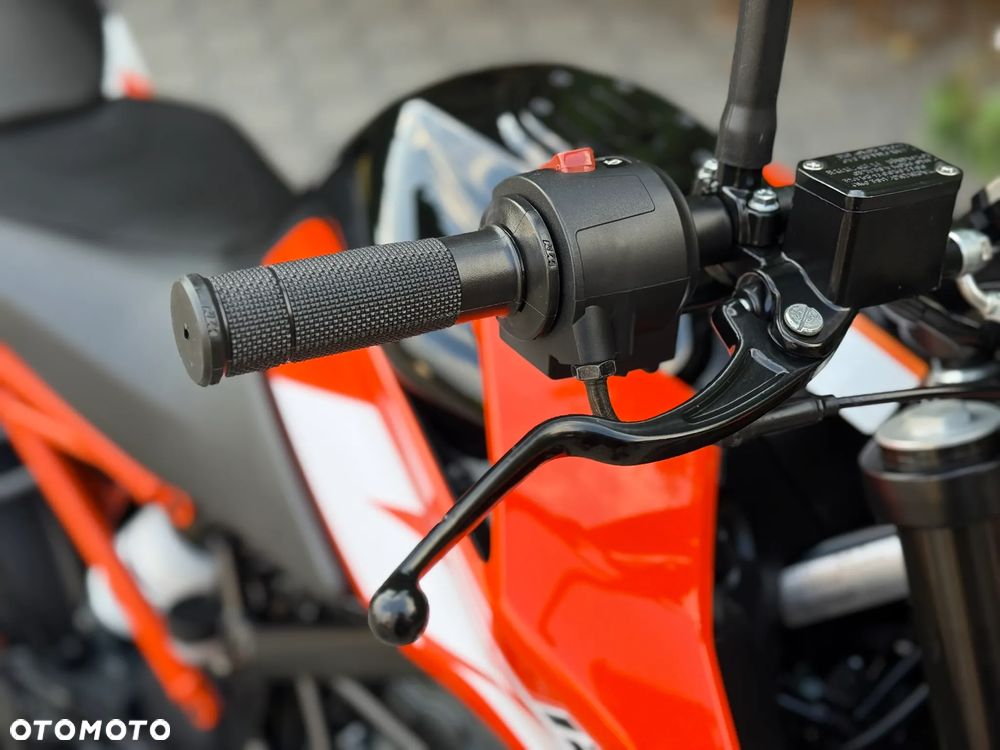KTM Duke - 13