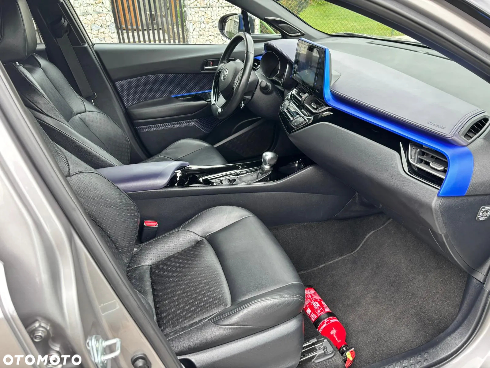 Toyota C-HR 1.8 Hybrid GPF Executive - 36