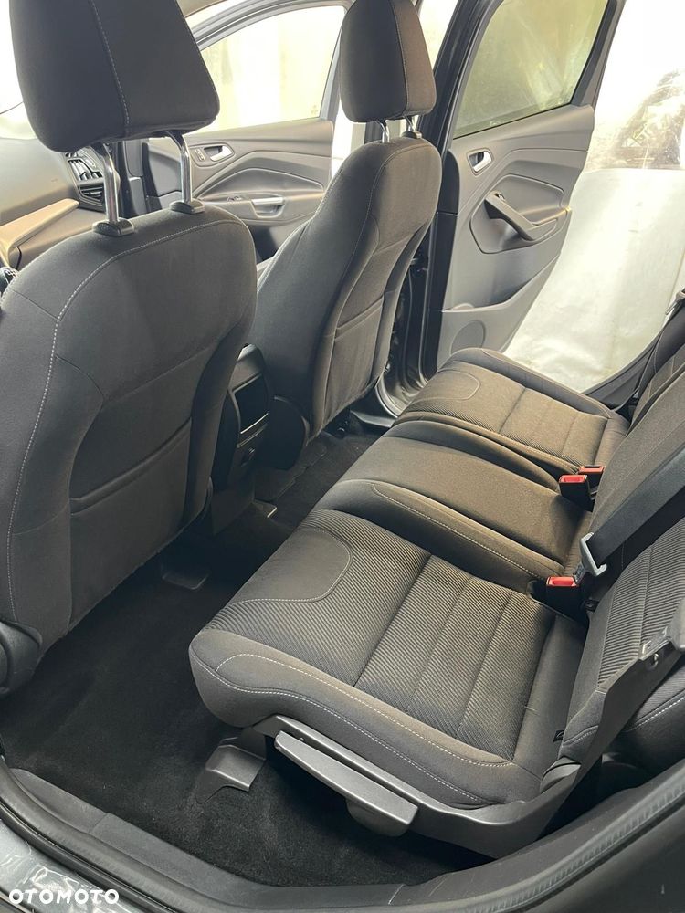 Ford Kuga 1.5 EcoBoost 2x4 Individual - 34