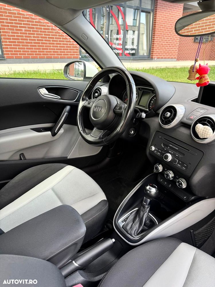 Audi A1 1.4 TFSI 119g Stronic Attraction - 6