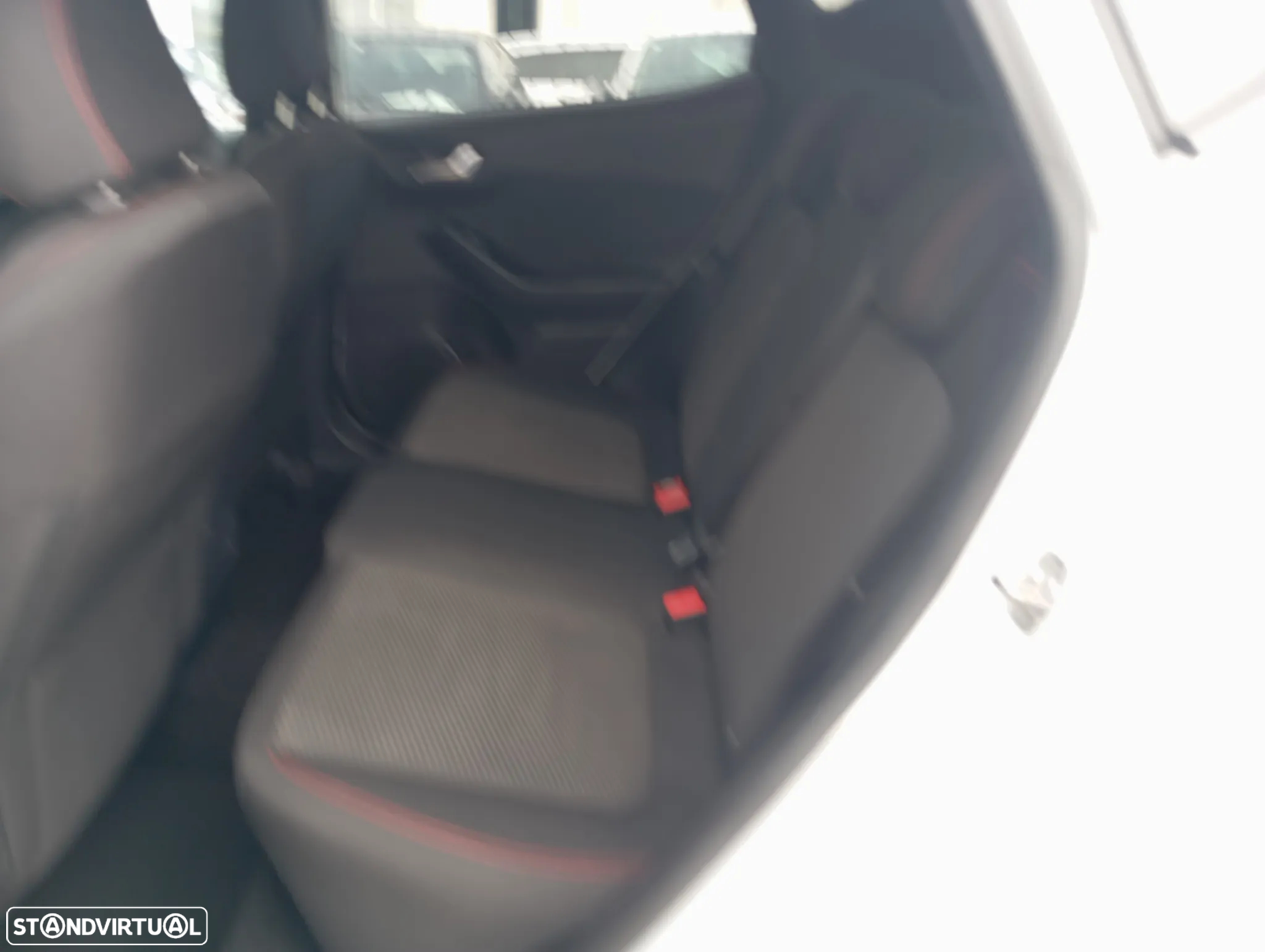 Ford Fiesta 1.0 EcoBoost ST-Line - 19