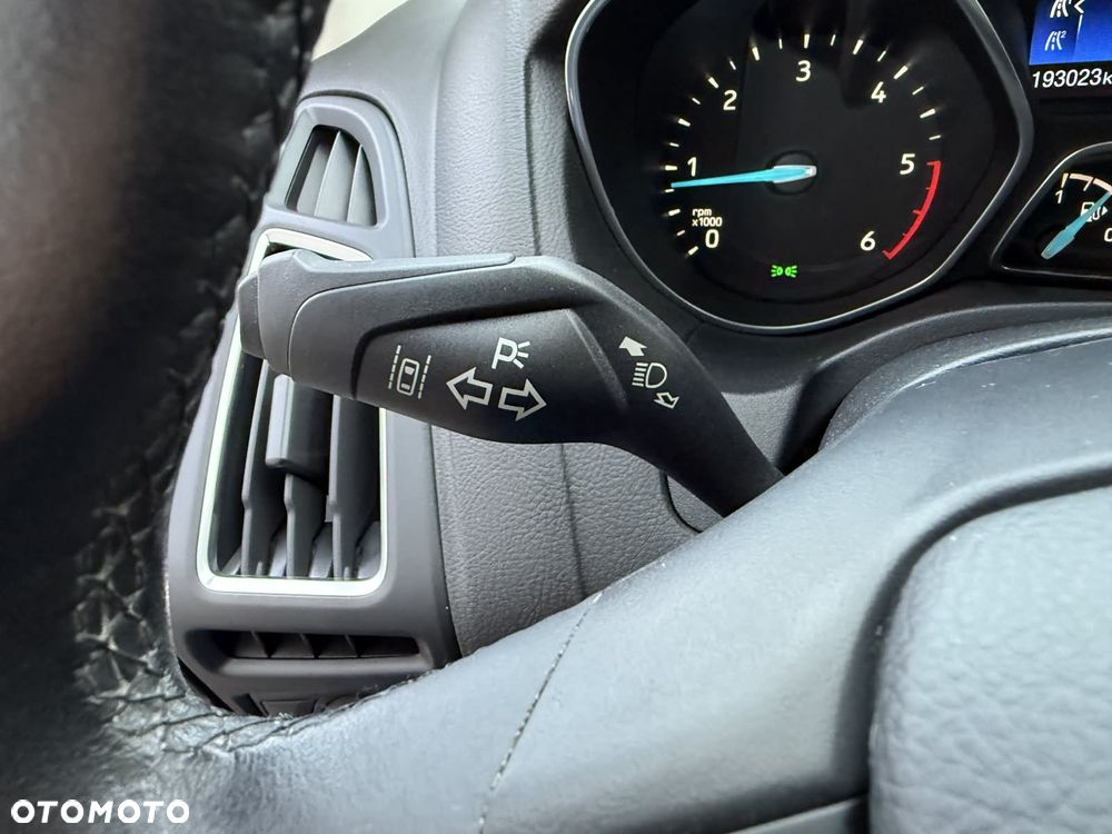 Ford Focus 2.0 TDCi Titanium ASS - 31