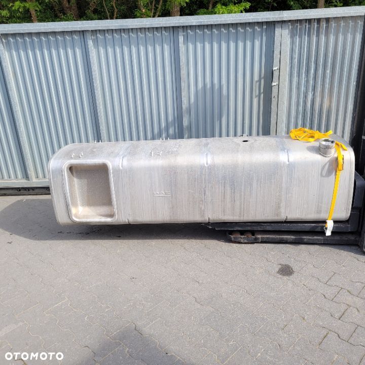 ZBIORNIK PALIWA DAF XF 106 845L 1944801 230X63X68 - 1