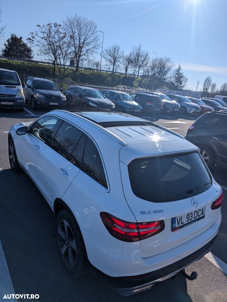 Mercedes-Benz GLC 300 4Matic 9G-TRONIC Exclusive - 19
