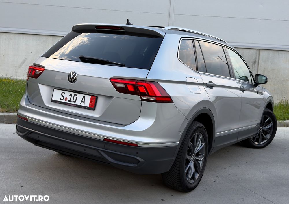 Volkswagen Tiguan 2.0 TDI SCR 4MOTION DSG Elegance - 38