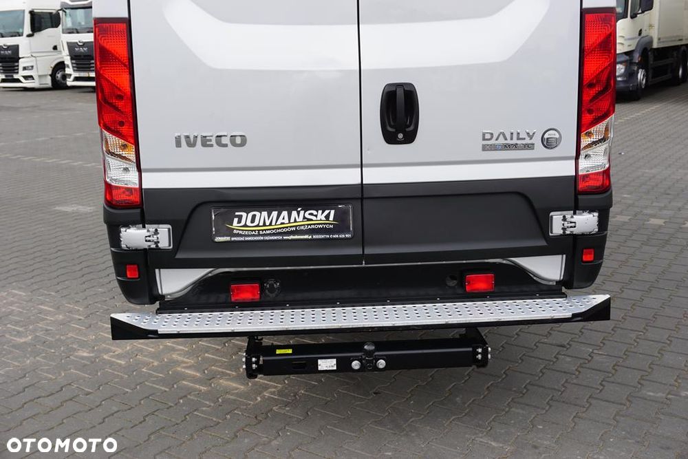 Iveco / DAILY / 70C18 / 3,0 - 180 KM / HI - MATIC / MAXI / 91 000 KM - 30