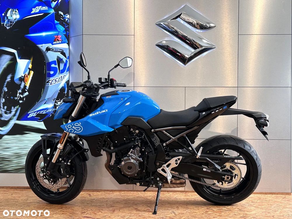 Suzuki GSX - 9
