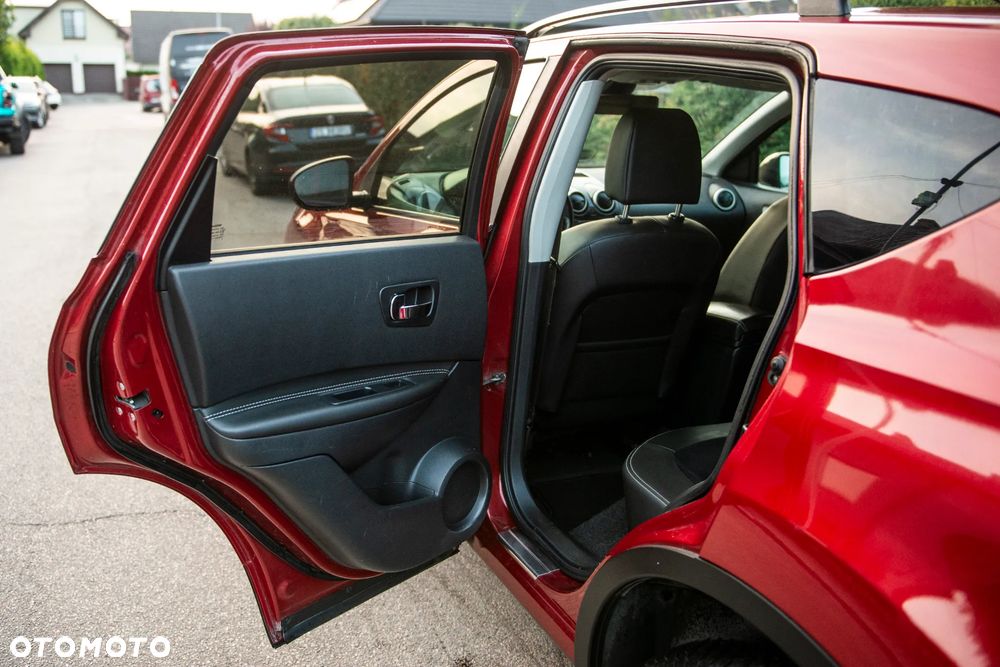 Nissan Qashqai 2.0 CVT tekna - 28