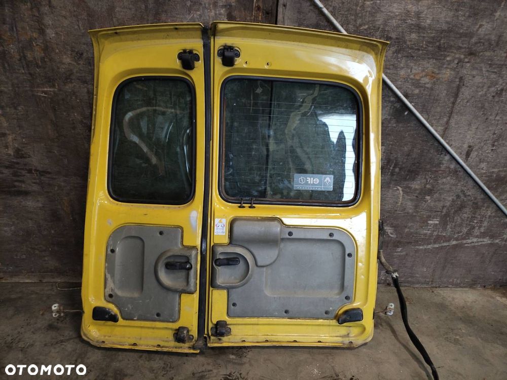 KOMPLETNY TYŁ 1/6 RENAULT KANGOO I - 19