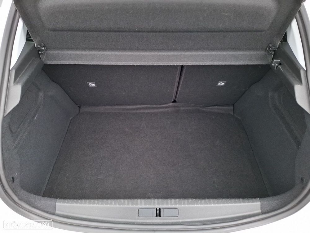 Opel Corsa 1.2 - 23