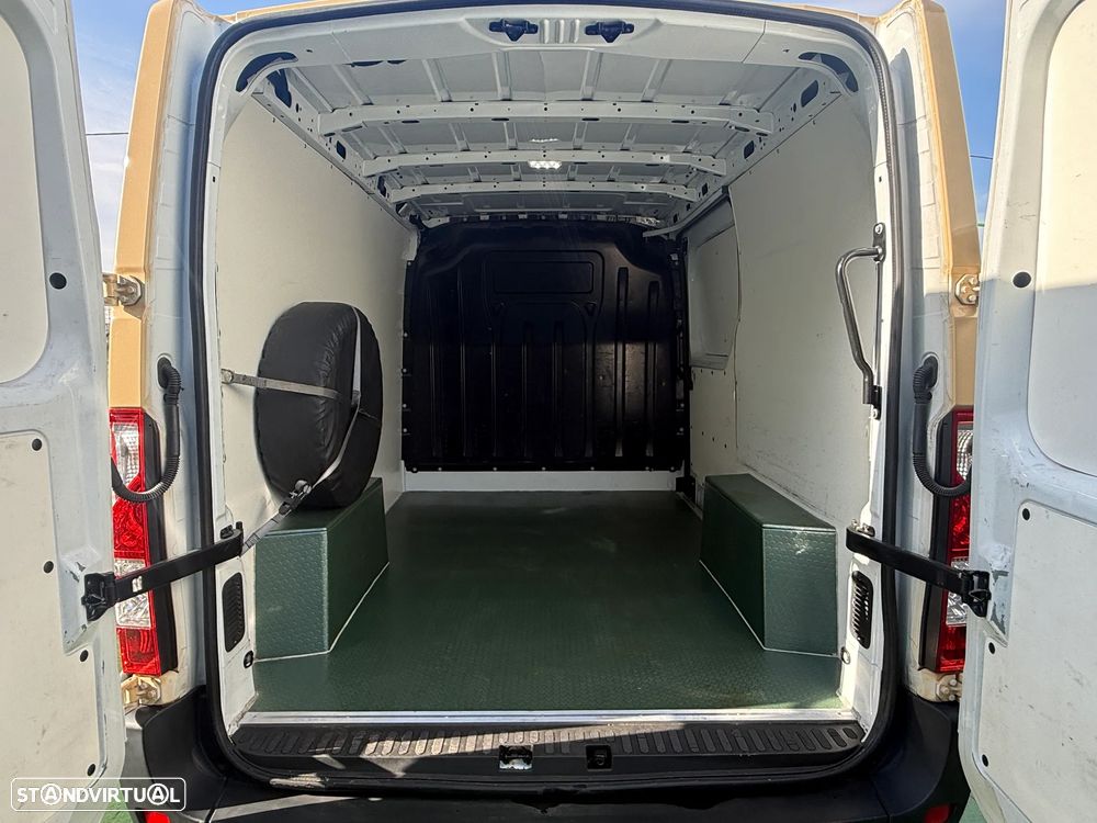 Renault MASTER 2.3 BLUE DCI 135HP L1H1 3L - 12