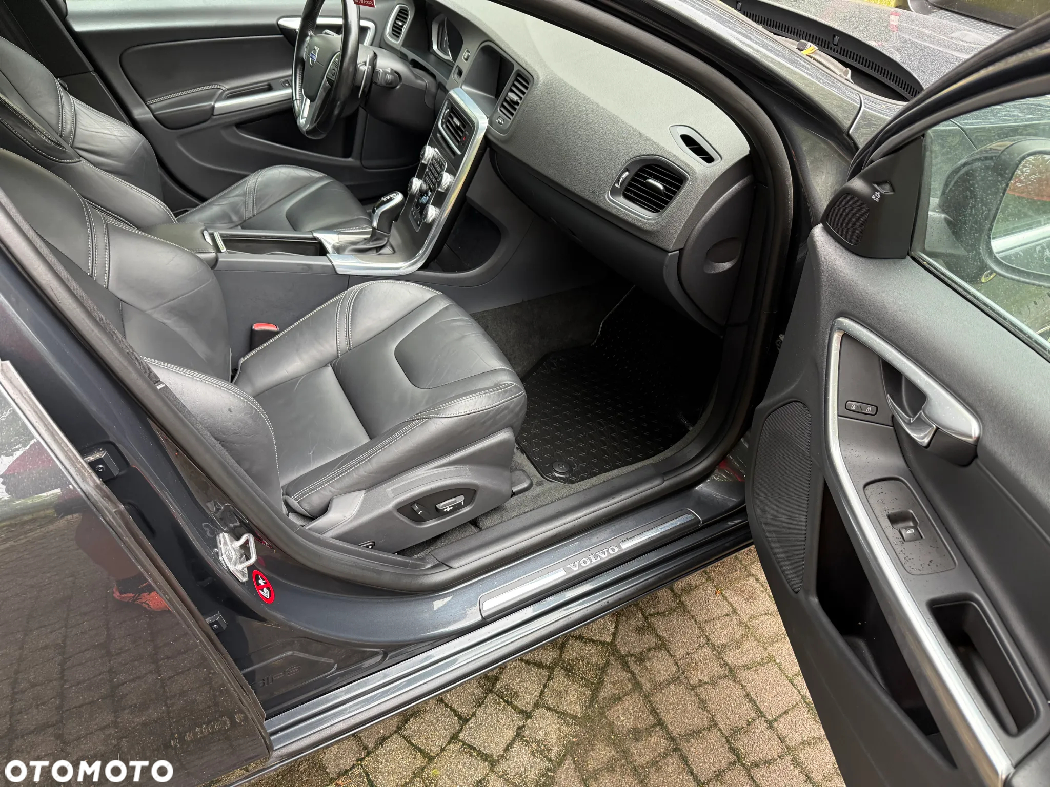 Volvo S60 T6 Drive-E Summum - 10