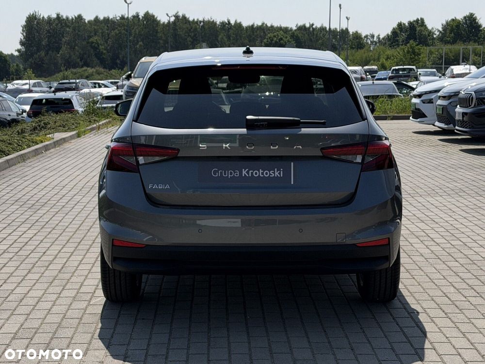 Skoda Fabia 1.0 TSI Drive DSG - 6