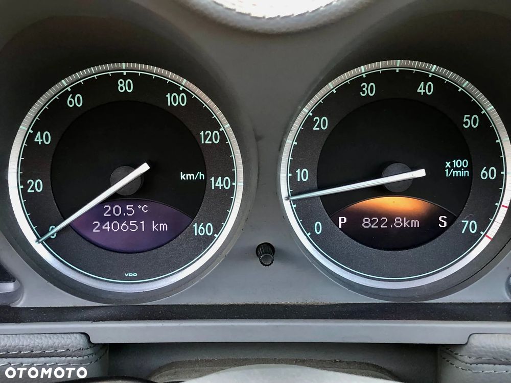 Mercedes-Benz SL - 25