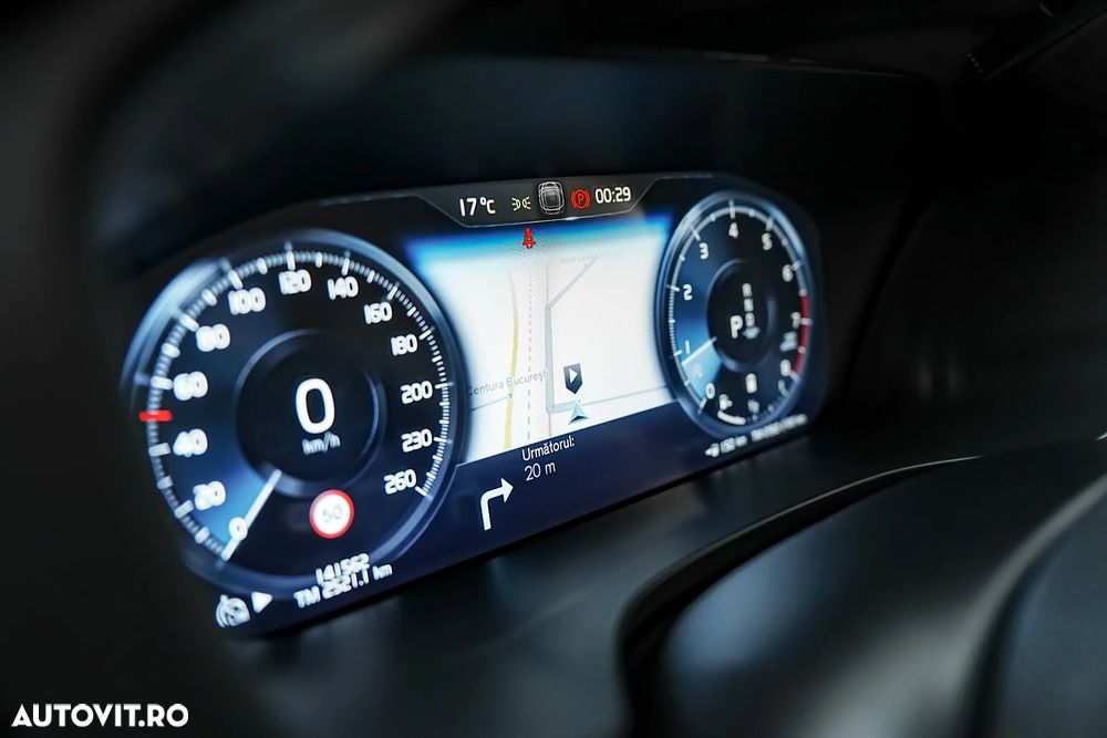 Volvo XC 60 B5 MHEV AWD Inscription - 31